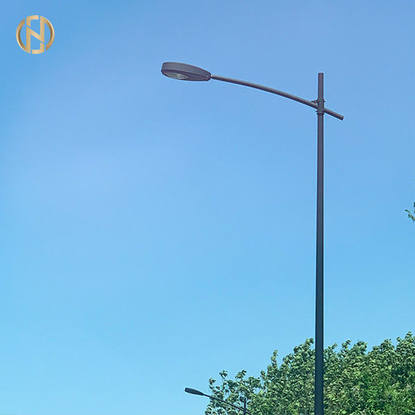street light pole arm length