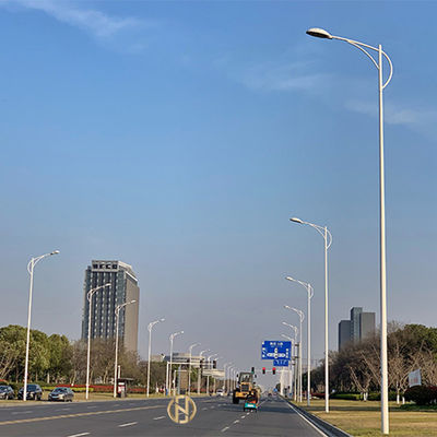 Buy Round Tapered Solar Lamp Gi Octagonal Pole Windproof online manufacture