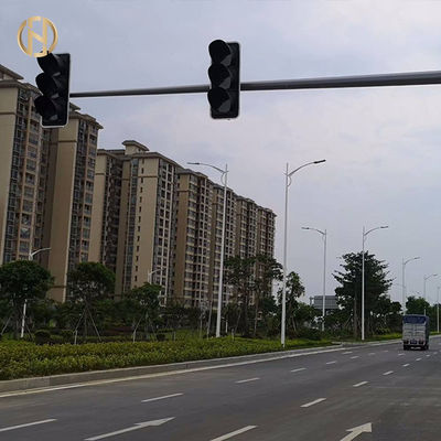 Buy T Type Octagonal Galvanised Light Pole Customized Height For Traffic Signal online manufacture