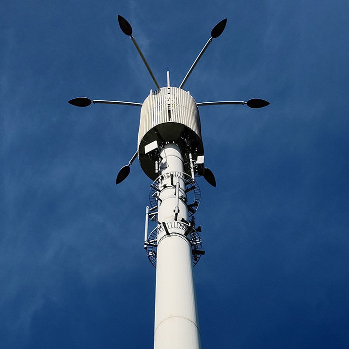Customized Hot Dip Galvanized Telecom Monopoles With Platform Or Antennas