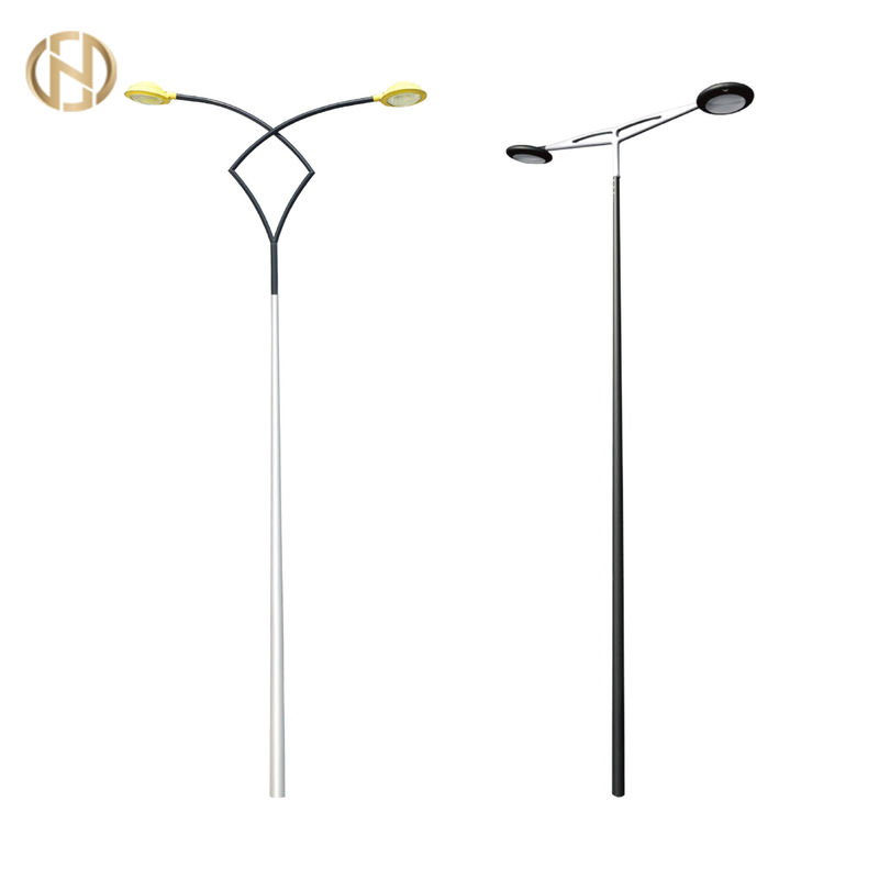 Colorful Painting Customizable Electrical Street Light Pole With Hot-Dip Galvanized Coating And Steel Tube
