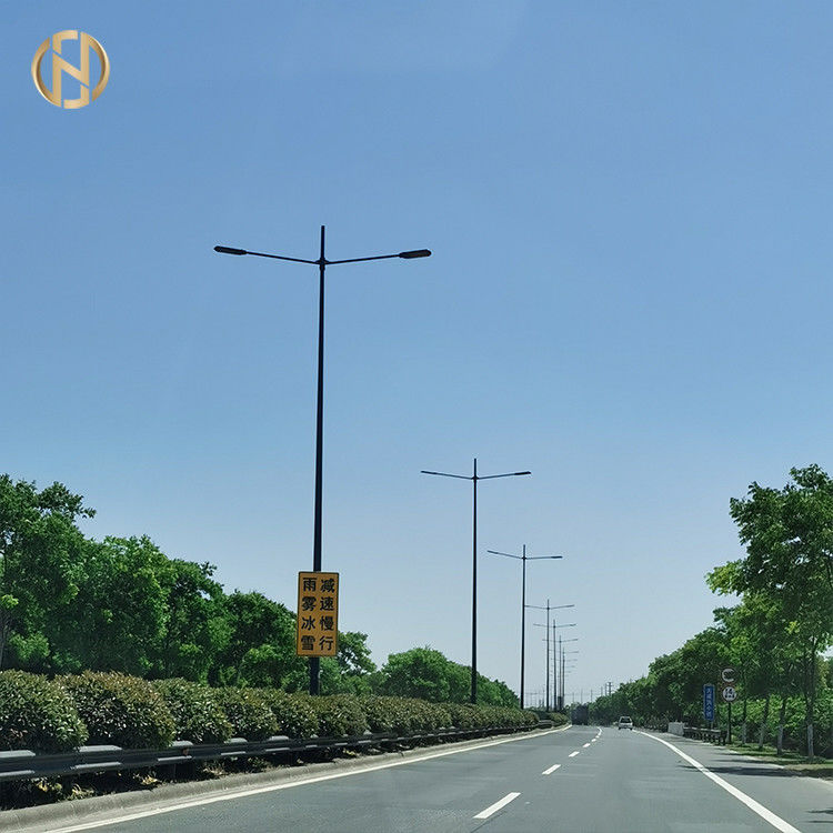 ISO 1461 7M Pedestrian  Street  Lighting Pole  Earthquakes Proof